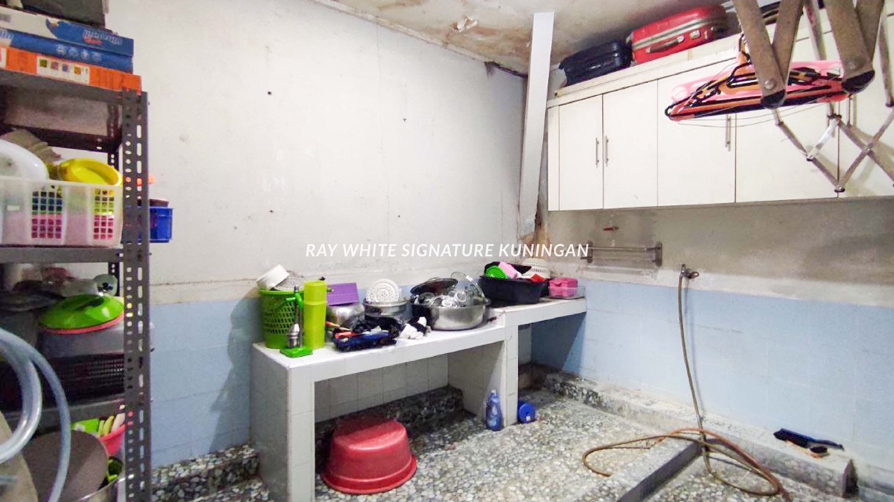 Dijual Rumah Siap Huni Di  Kemangisan Pulo Palmerah 