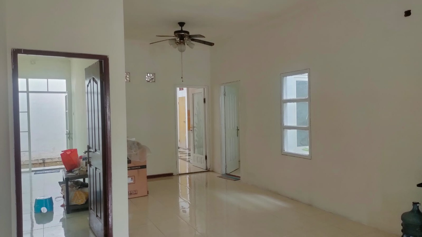 Dijual Rumah 2 Lantai di Puri Surya Jaya, Sidoarjo - Desain Mewah 