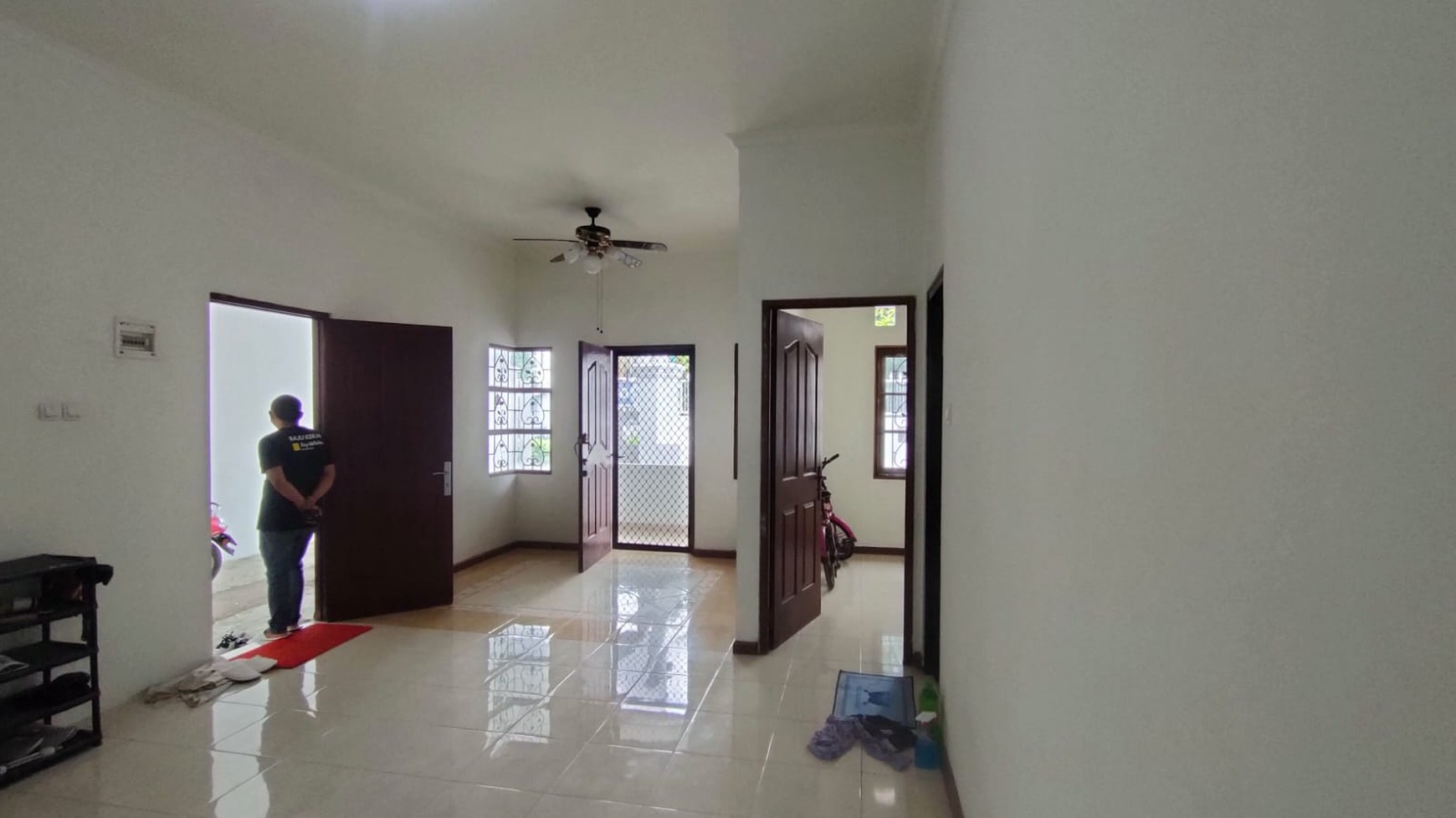 Dijual Rumah 2 Lantai di Puri Surya Jaya, Sidoarjo - Desain Mewah 