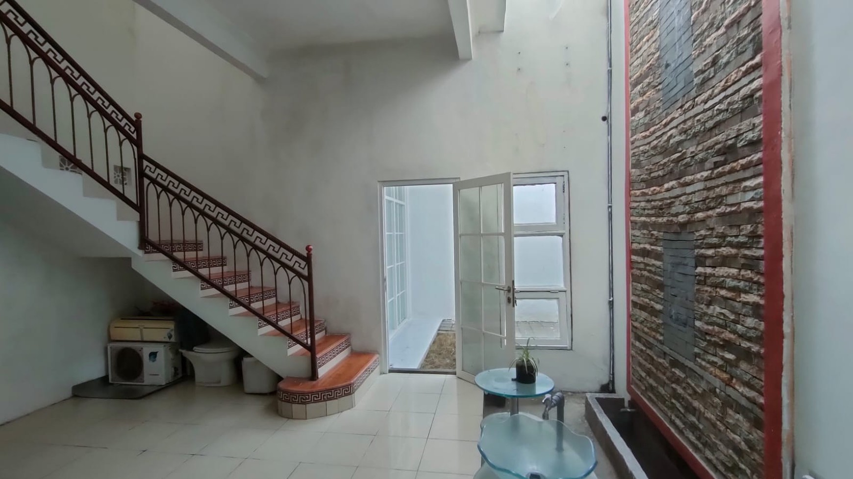 Dijual Rumah 2 Lantai di Puri Surya Jaya, Sidoarjo - Desain Mewah 