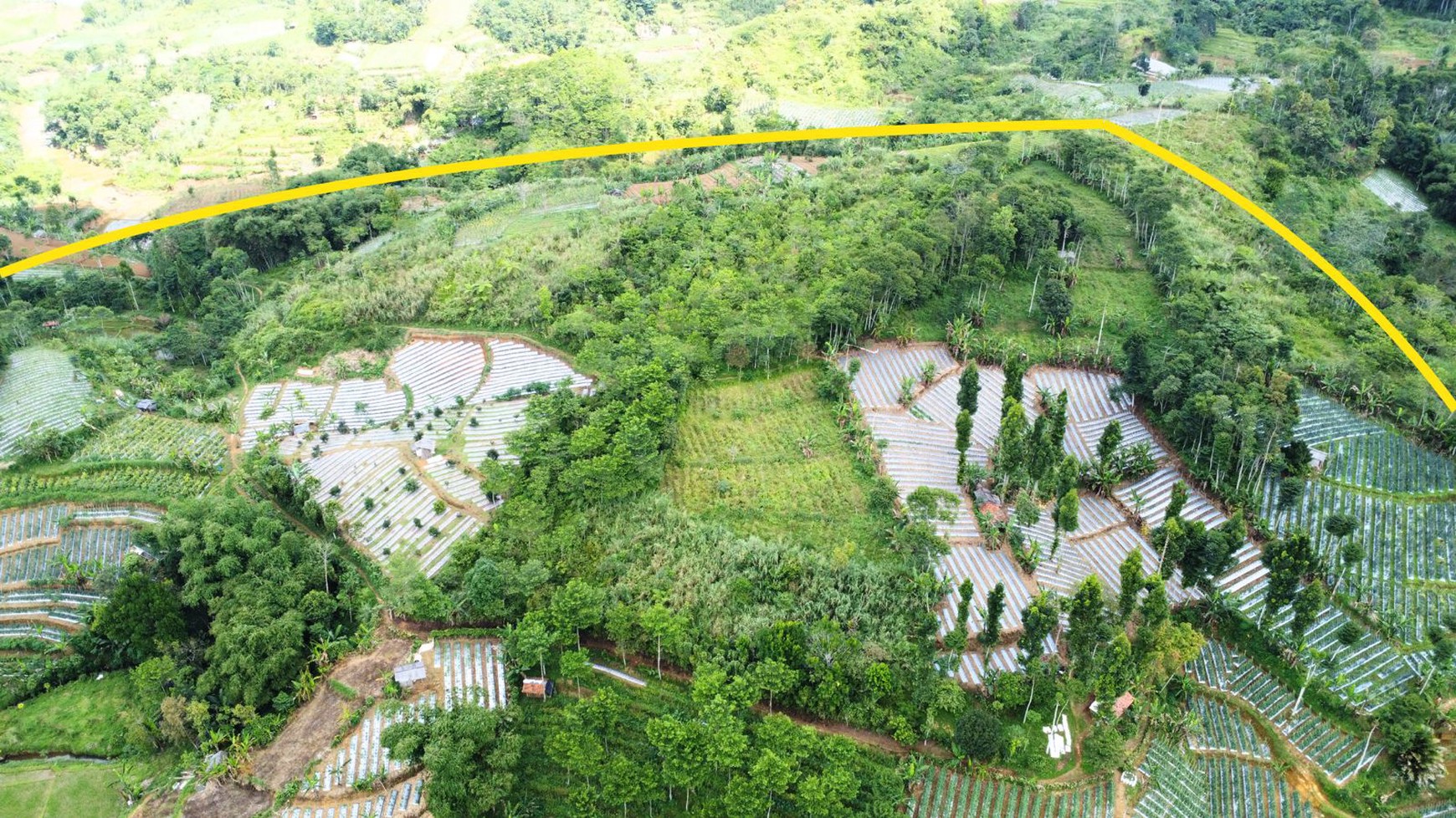 Lahan Perkebunan untuk Investasi Menguntungkan di Sukabumi - Hanya 1 Jam dari Pintu Toll Parung Kuda
