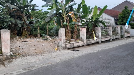 Tanah Luas 534 Meter Persegi Lokasi Premium Dekat Kawasan Bisnis Jalan kaliurang 