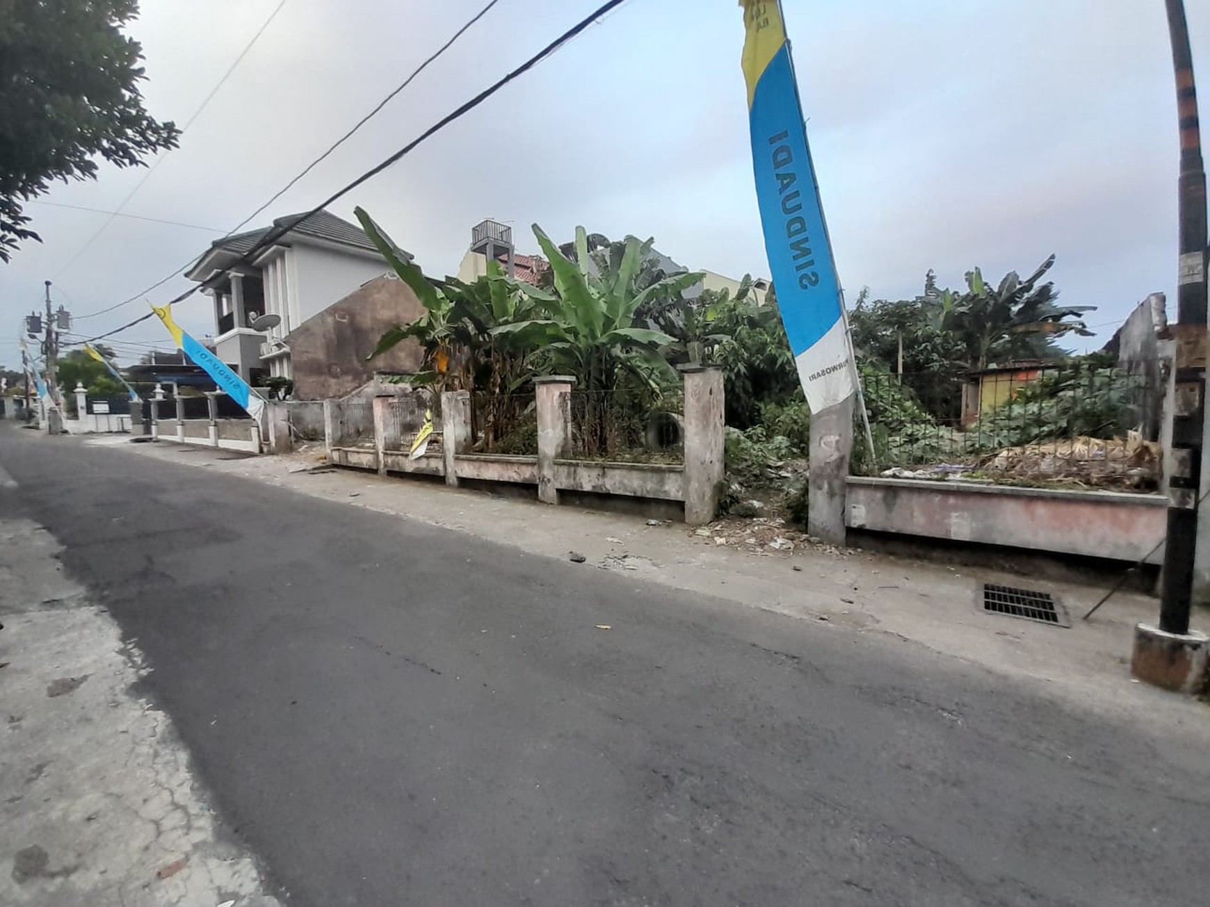 Tanah Luas 534 Meter Persegi Lokasi Premium Dekat Kawasan Bisnis Jalan kaliurang 