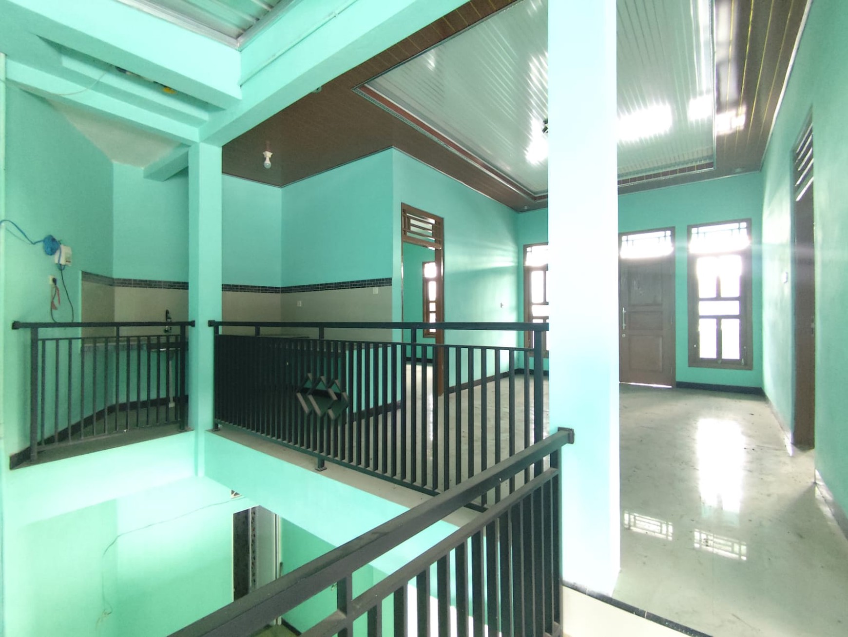 Ruko 2 Lantai di area Jl. Raya Wedomartani, dekat Stadion Magueoharjo, Sleman.