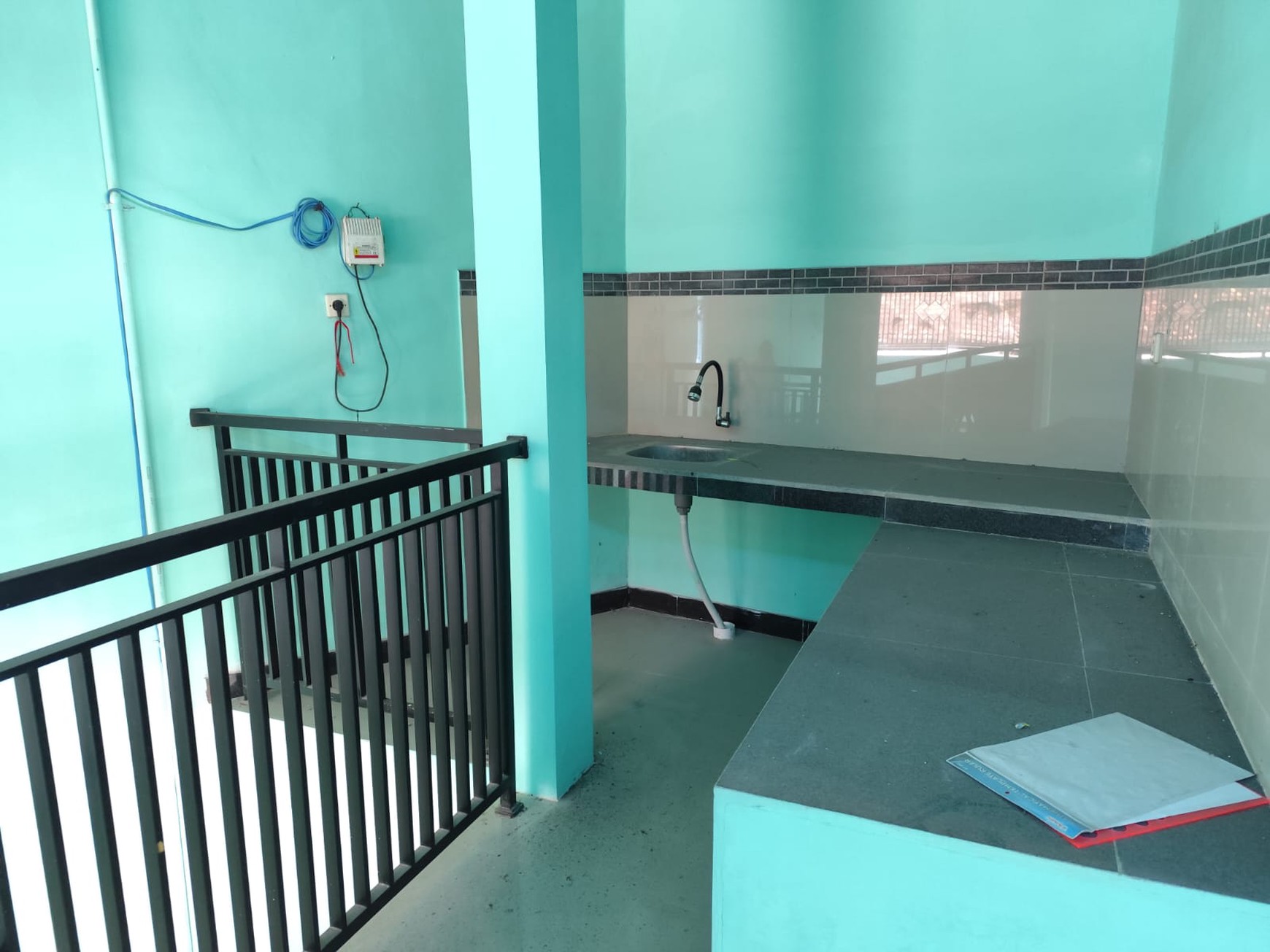 Ruko 2 Lantai di area Jl. Raya Wedomartani, dekat Stadion Magueoharjo, Sleman.
