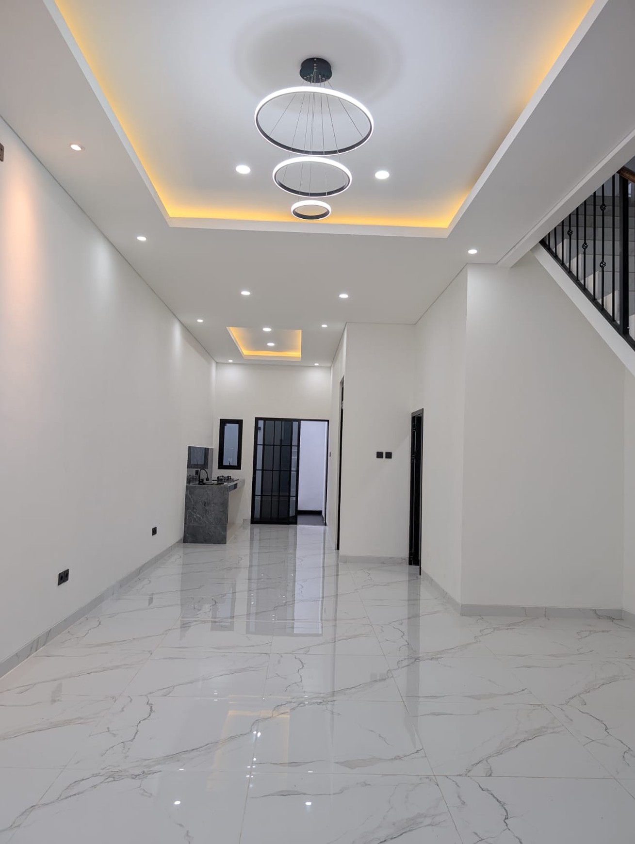 Rumah Modern 2 Lantai di Cinere - Full Bonus & Lokasi Strategis