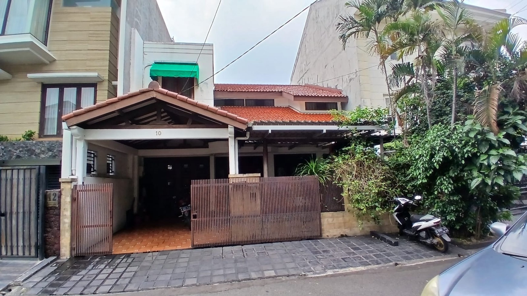 Rumah Hitung Tanah Area Cipete