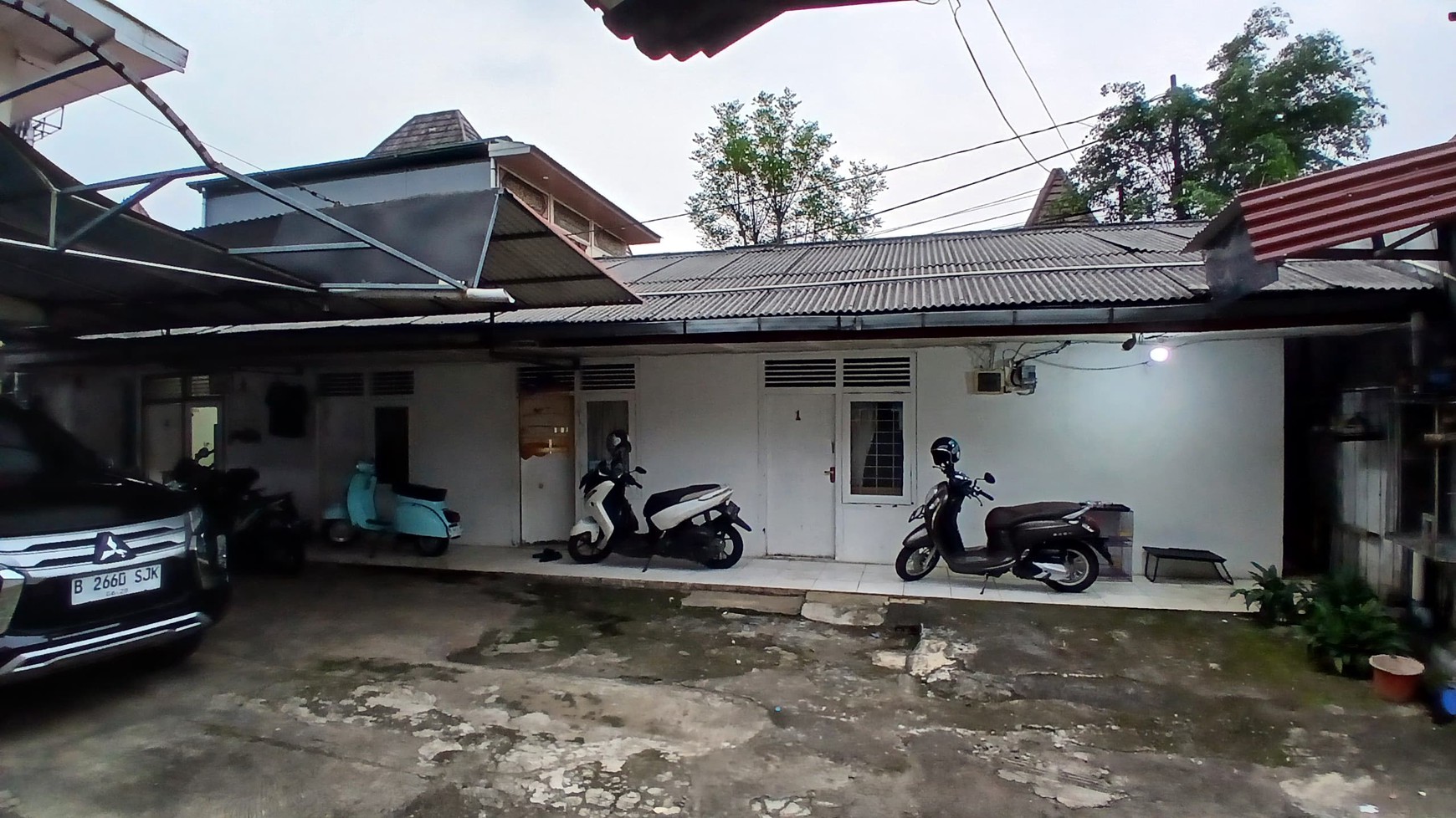 Rumah Hitung Tanah Area Cipete