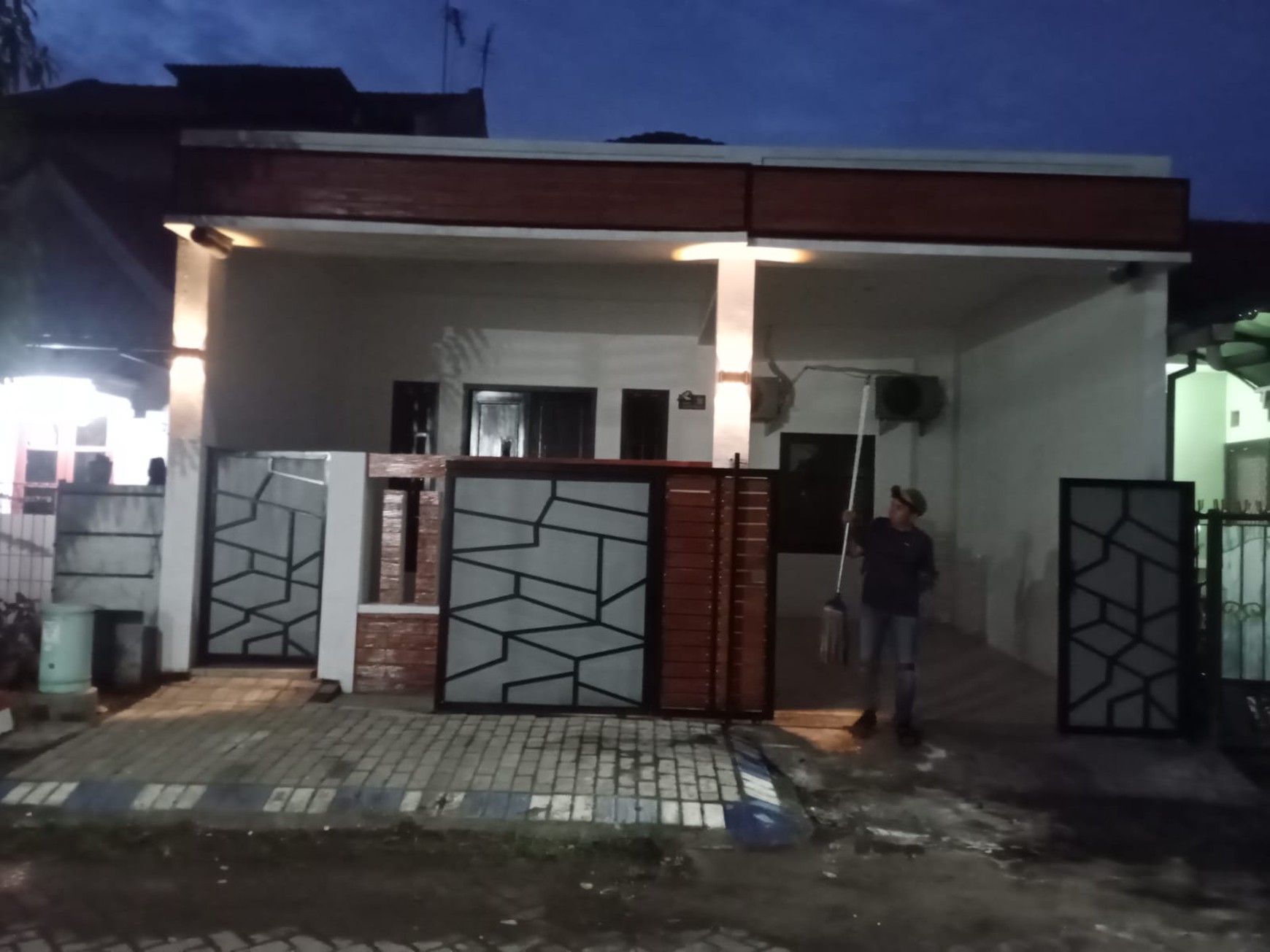 Rumah Hitung Tanah Area Cipete