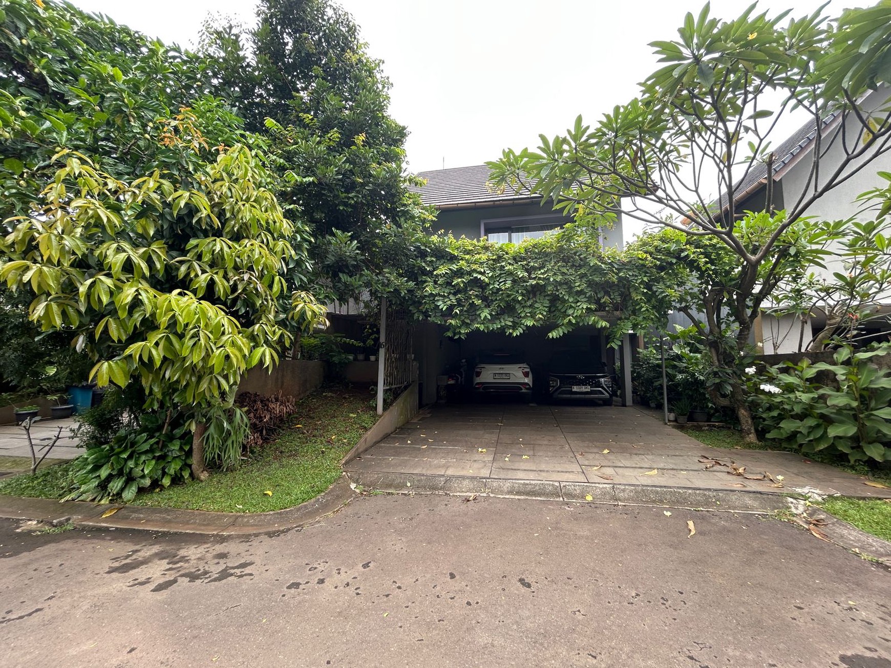 Dijual Rumah Komplek Nouvelle TownHome Bintaro, Jaksel