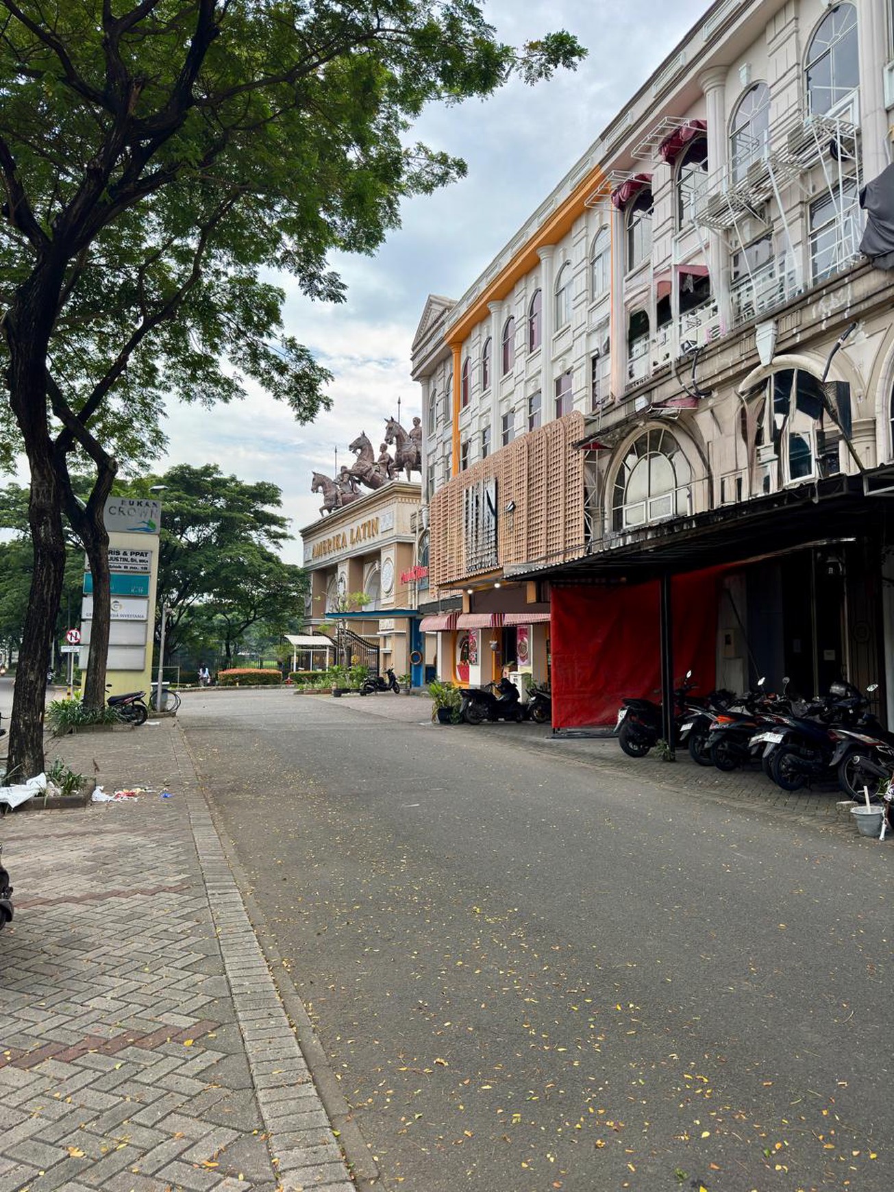Dijual Ruko Crown Green Lake City, Cipondoh Tangerang