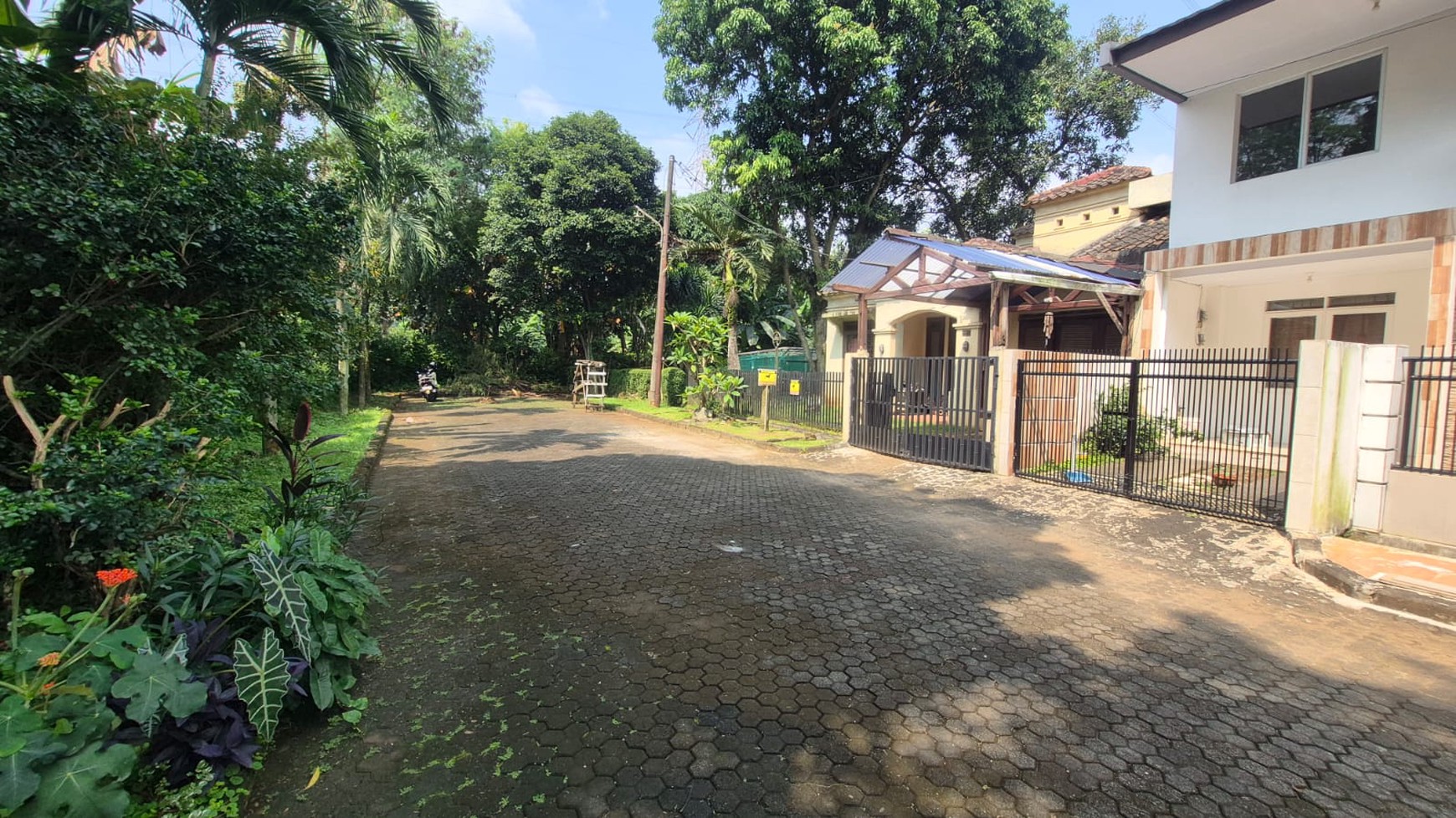 Rumah Lokasi Strategis di Cinere Jl. Nusa Penida