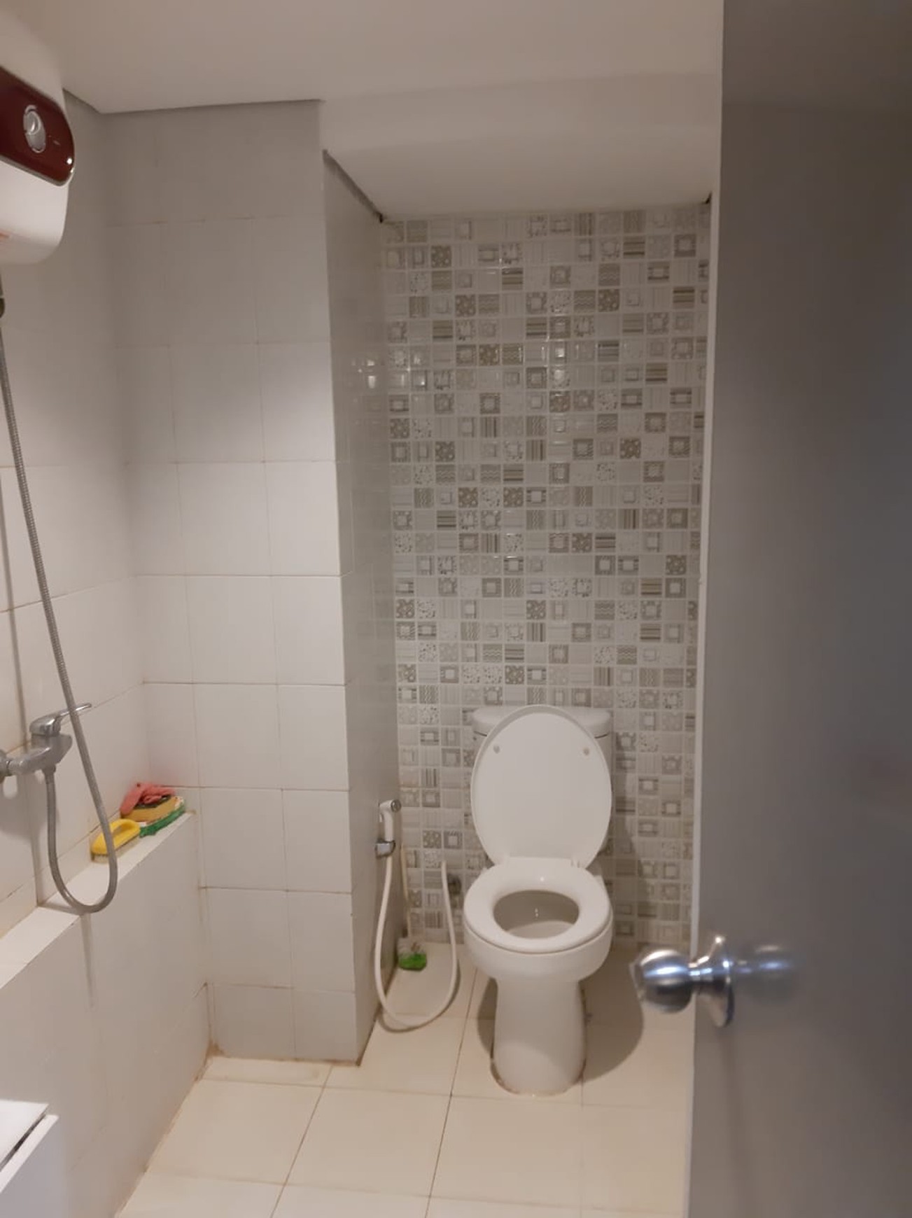 MURAH Dijual Apartemen Gunawangsa MERR Tipe 2 Bedroom Full Furnished Lantai 9 Tower B - Best View Siap Huni 