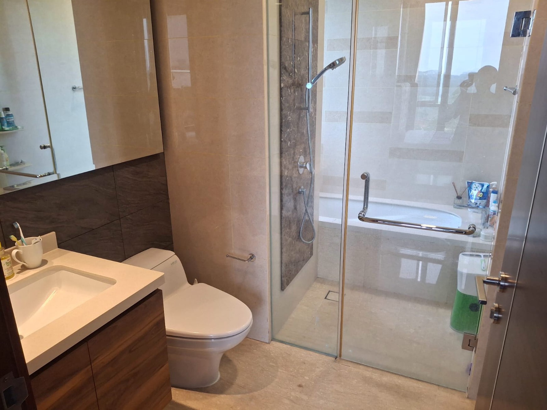 Apartment Mewah di NAVA PARK BSD