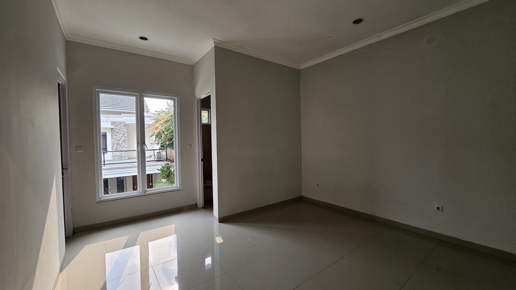 Rumah Bagus Di Gelagah Hills Ciputat Tangerang Selatan