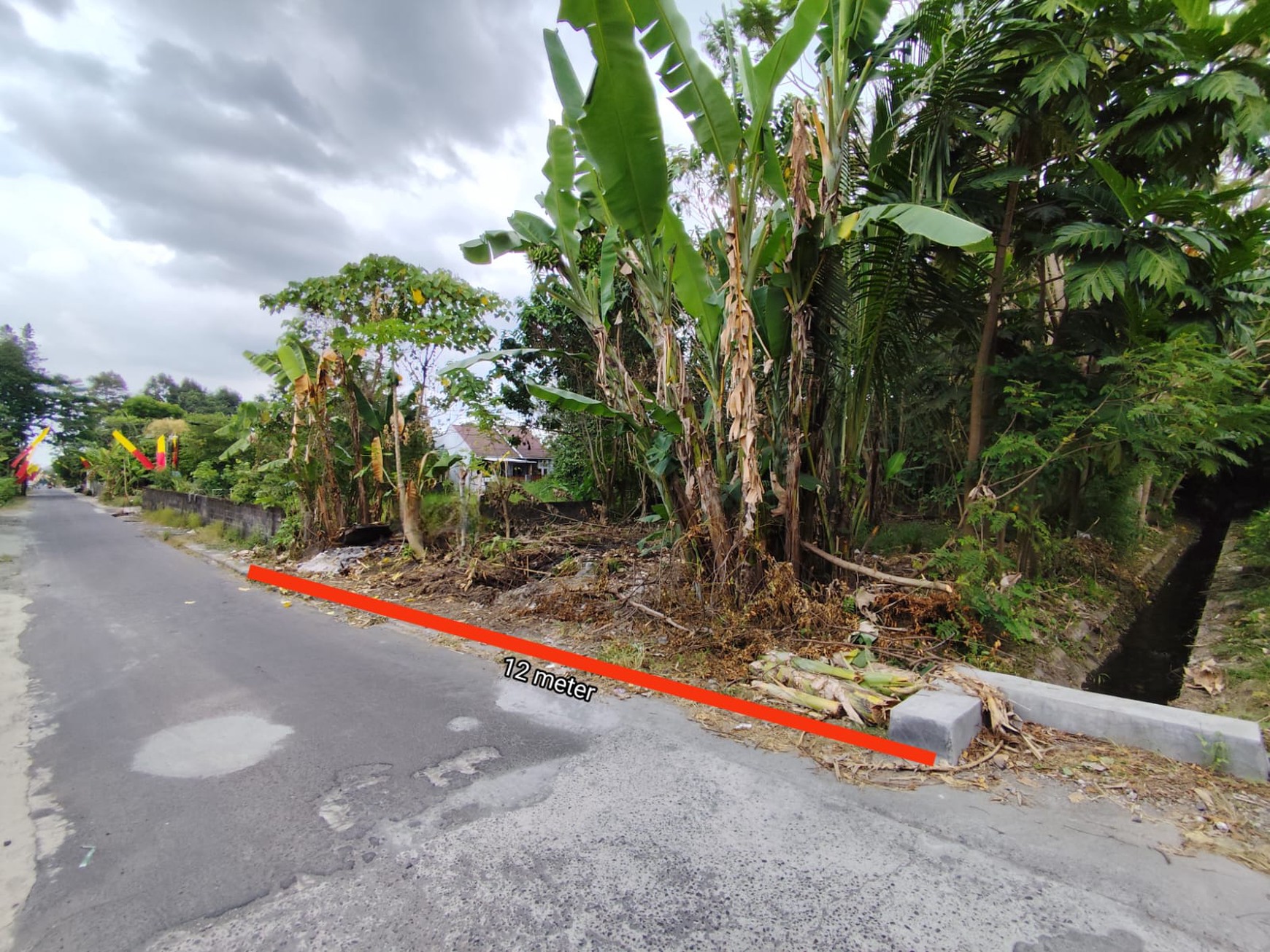 Tanah Pekarangan 1620 Meter Persegi Lokasi Dekat Stadion Maguwoharjo