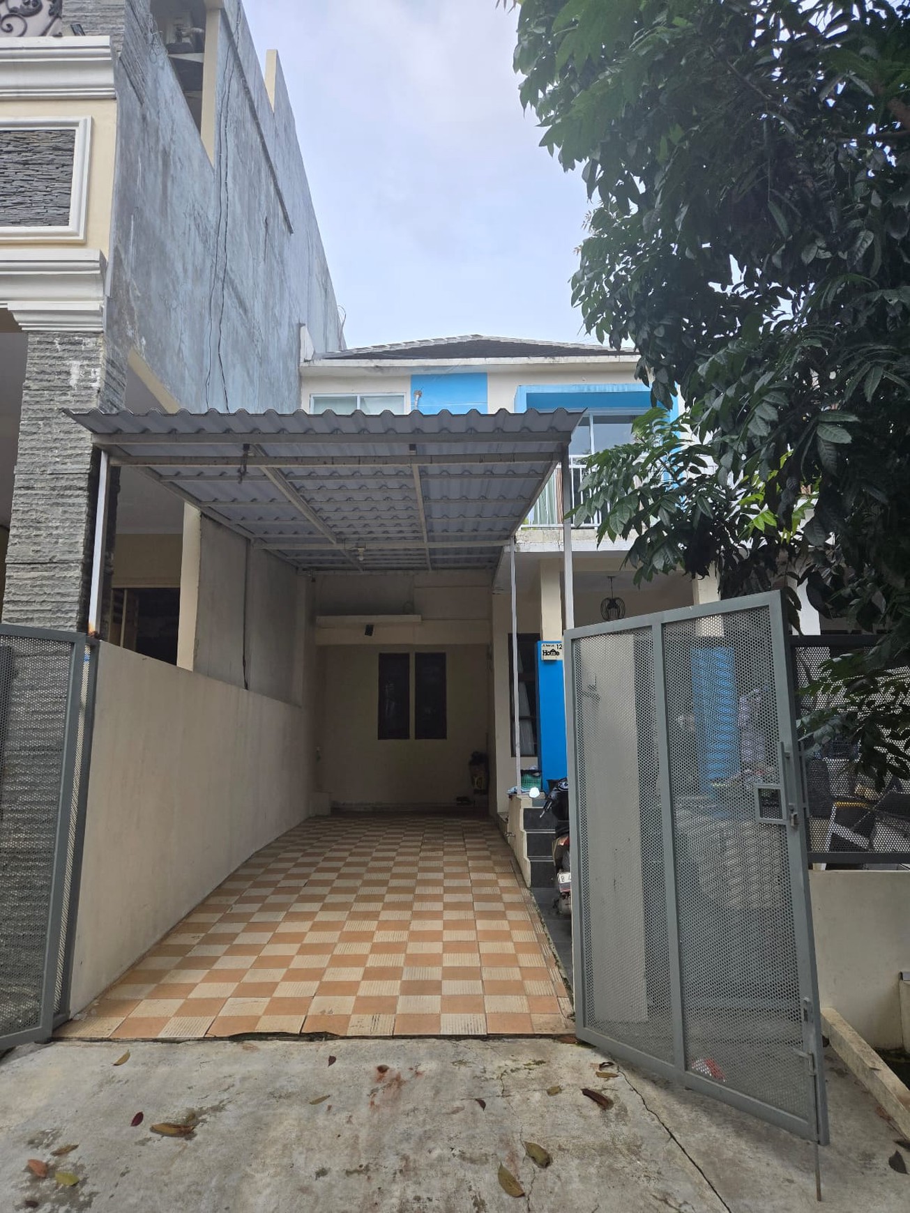 Rumah Bagus Di Jl Merak Komp Pajak Cipadu Tangerang Selatan