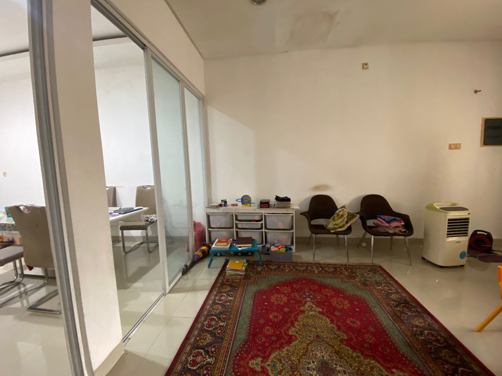 RUMAH 2 LANTAI DEPAN TAMAN DI CLUSTER PREMIUM CIBUBUR COUNTRY