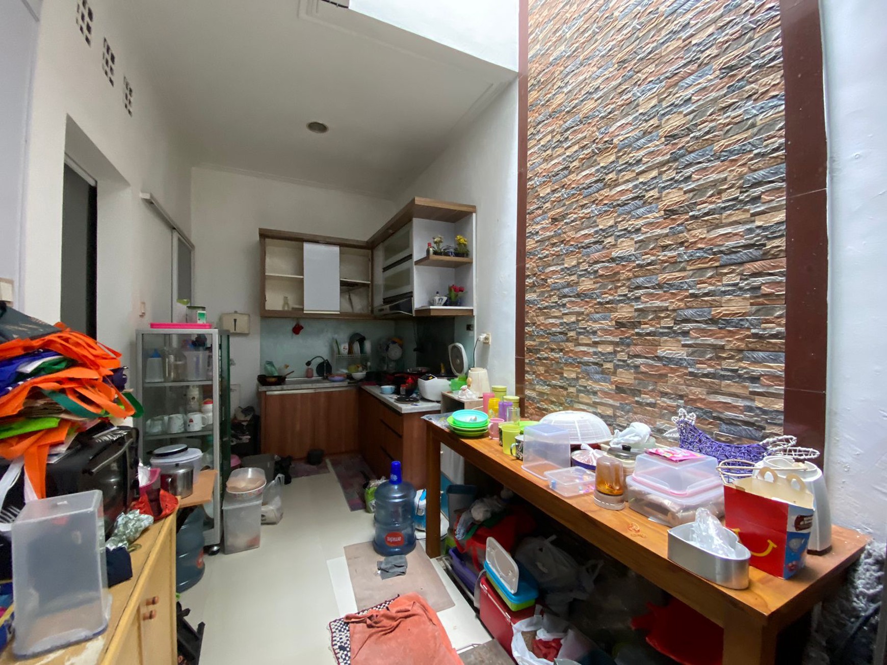 RUMAH 2 LANTAI DEPAN TAMAN DI CLUSTER PREMIUM CIBUBUR COUNTRY