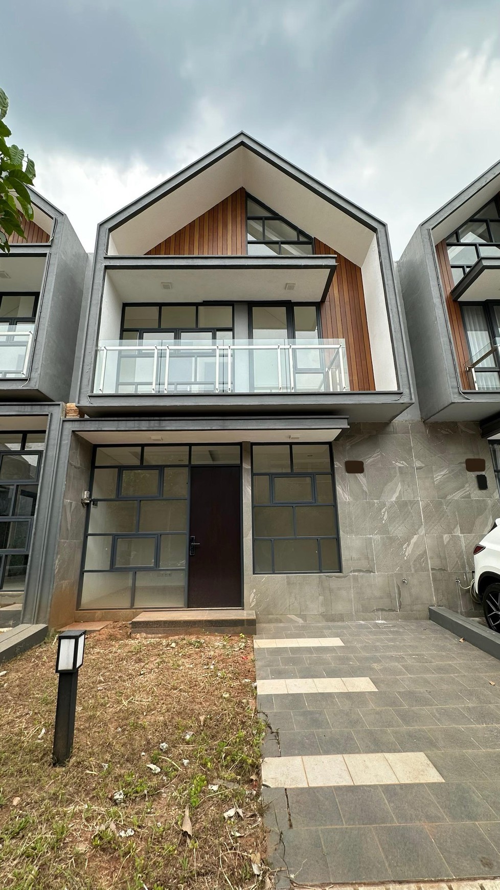 Rumah 2 Lantai di Cikeas Gardenia 