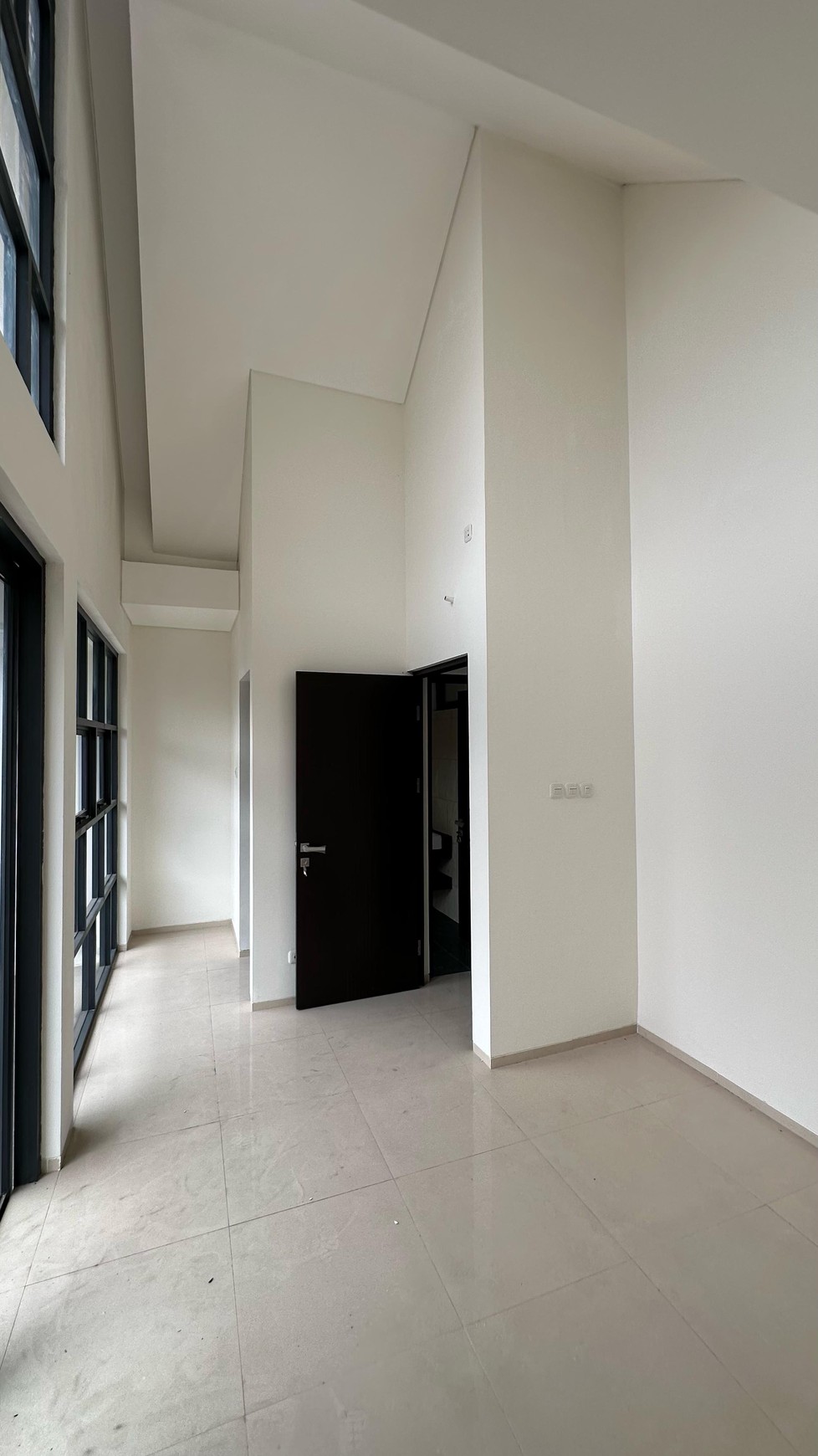 Rumah 2 Lantai di Cikeas Gardenia 