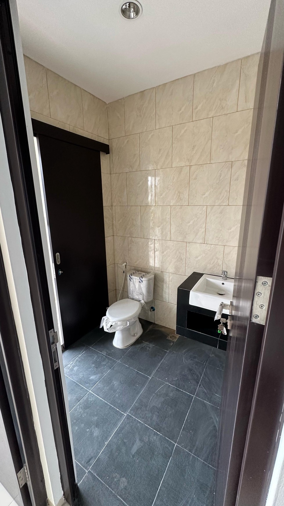 Rumah 2 Lantai di Cikeas Gardenia 