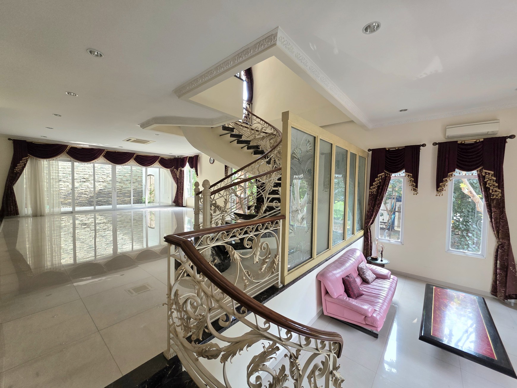 Rumah Bagus Di Green Lake City, Jl Europe City Boulevard Tangerang