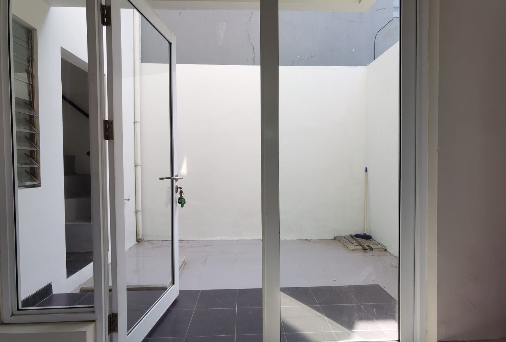 Rumah Bagus 2 Lantai dan Murah di Cimone Tangerang