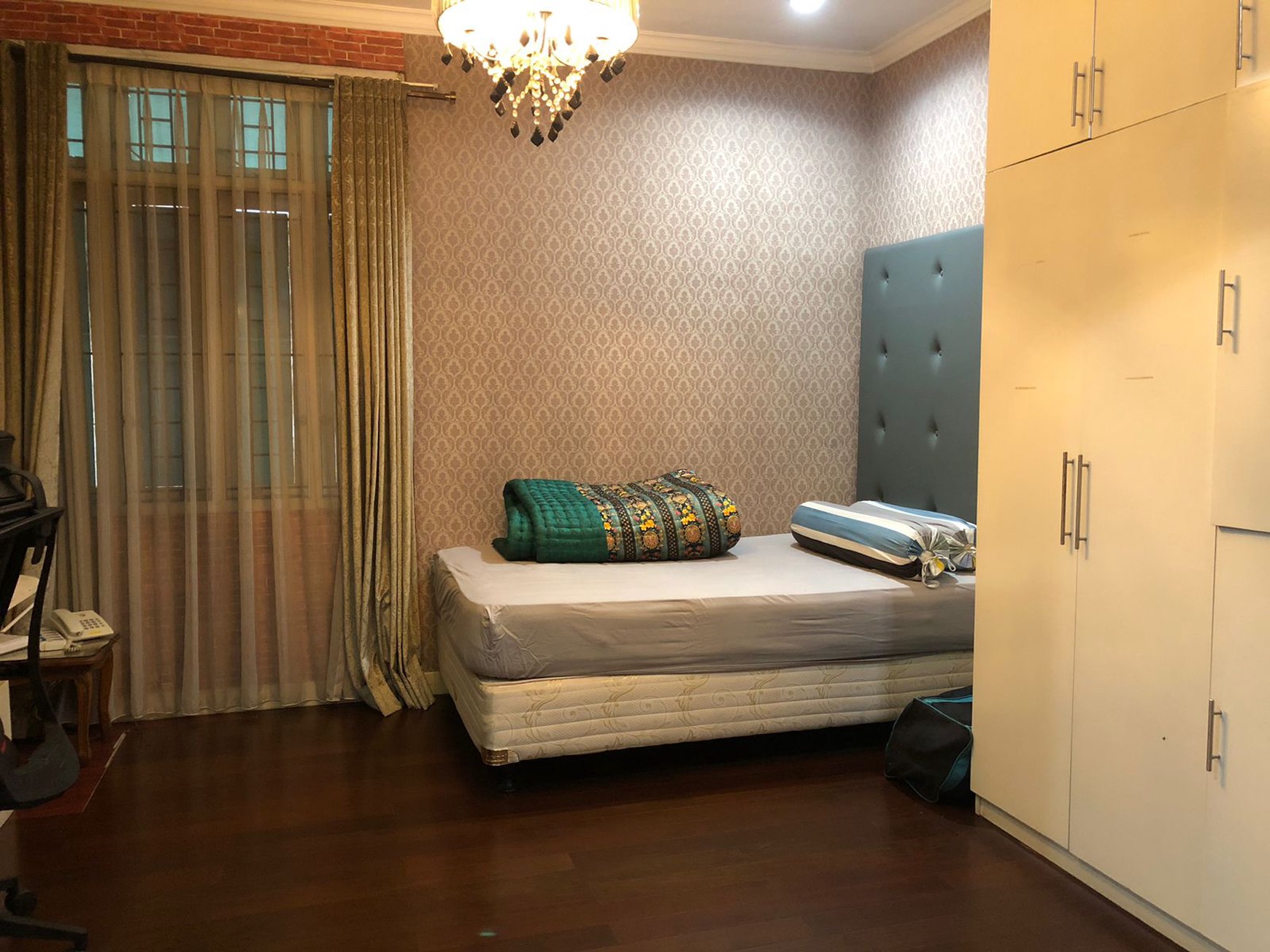 Dijual Rumah & Tanah Luas di Area Komersial Lebak Bulus Raya