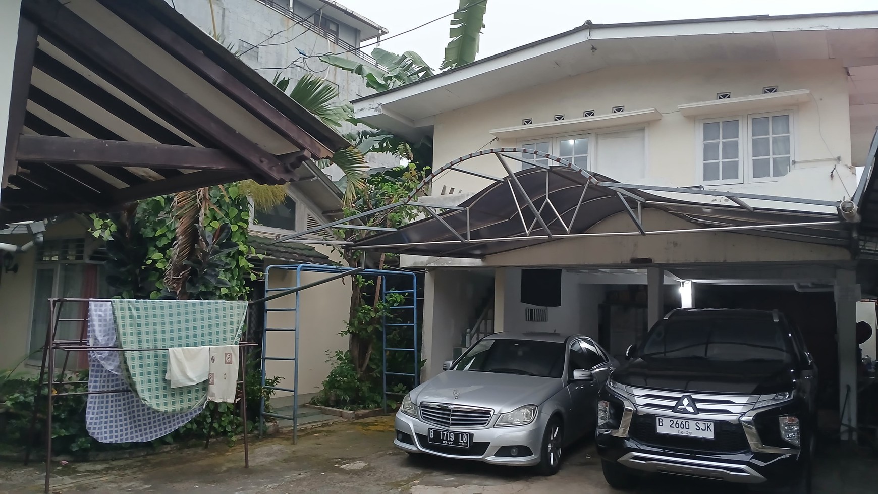 Dijual Rumah & Tanah Luas di Area Komersial Lebak Bulus Raya