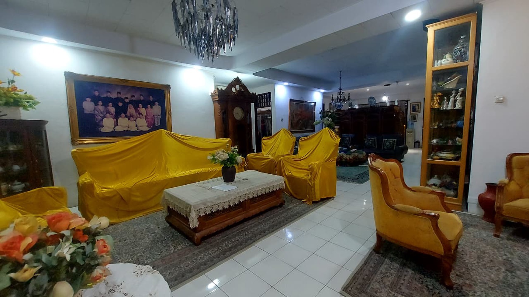 Dijual Rumah & Tanah Luas di Area Komersial Lebak Bulus Raya