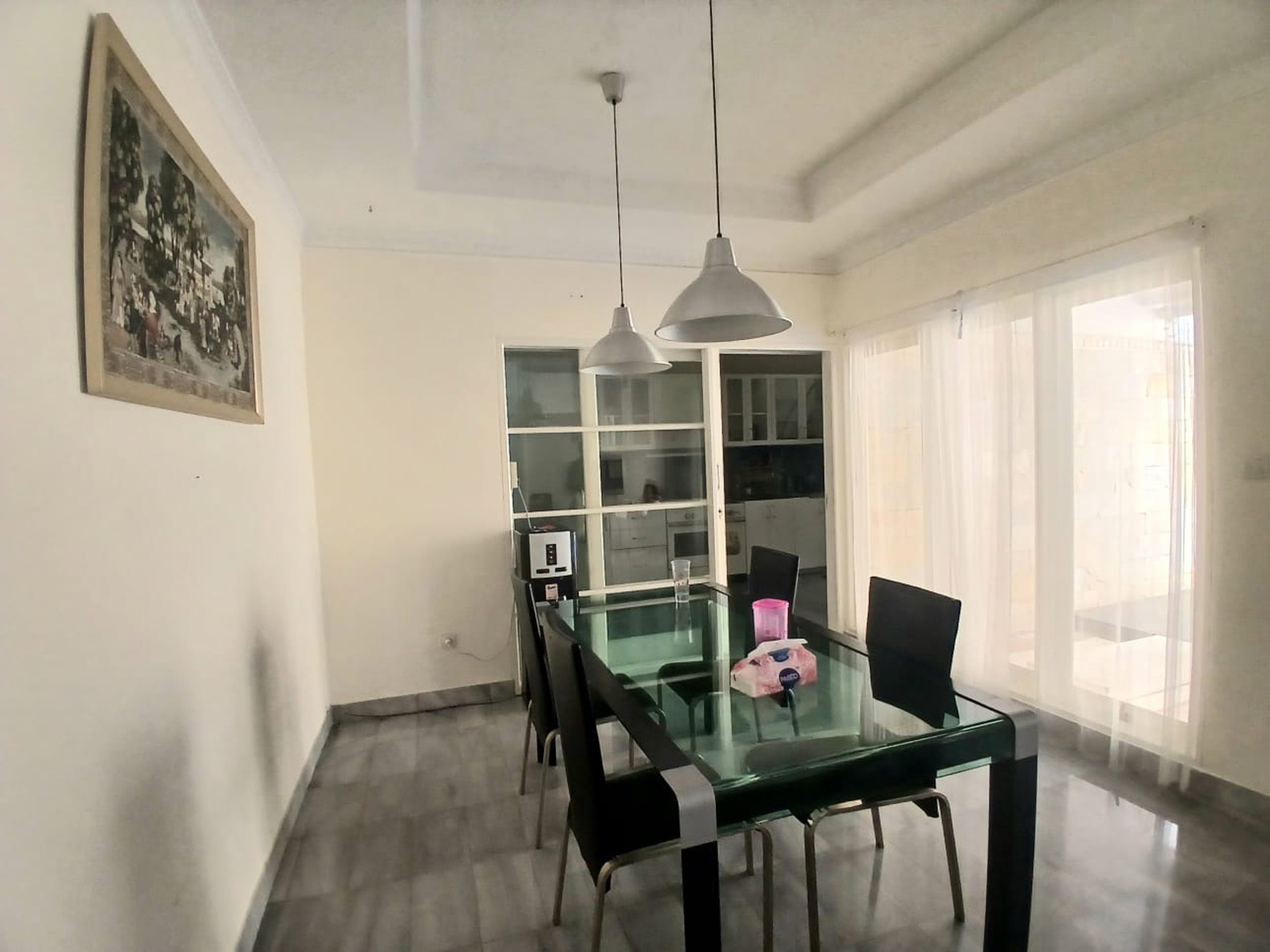 Dijual rumah dengan kolam renang di komplek bona indah lebak bulus