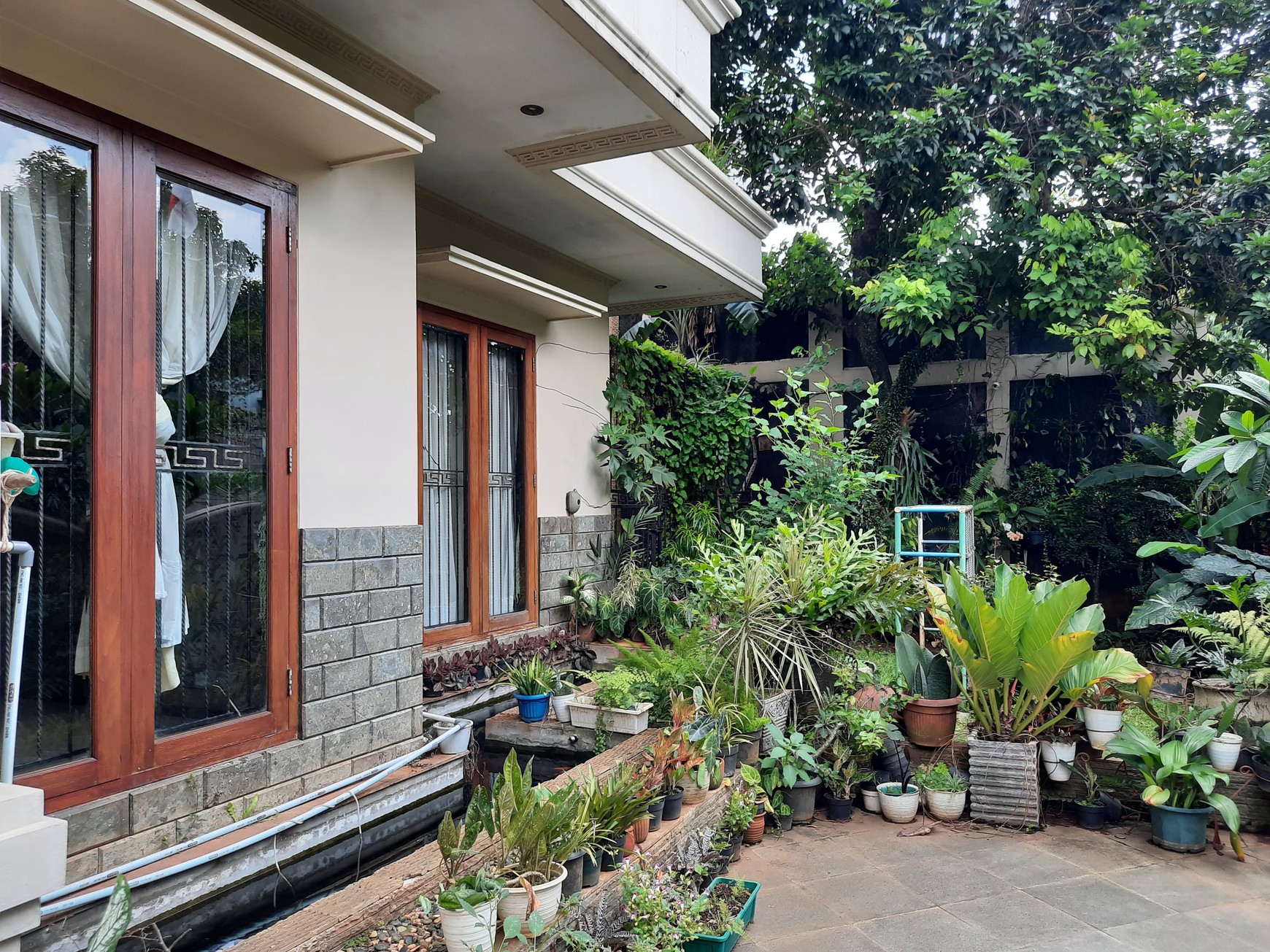 Dijual Rumah Asri Cinere