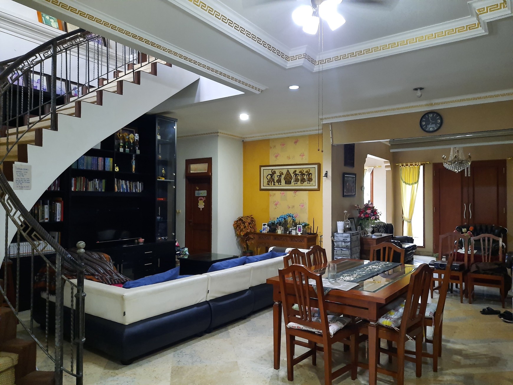 Dijual Rumah Asri Cinere