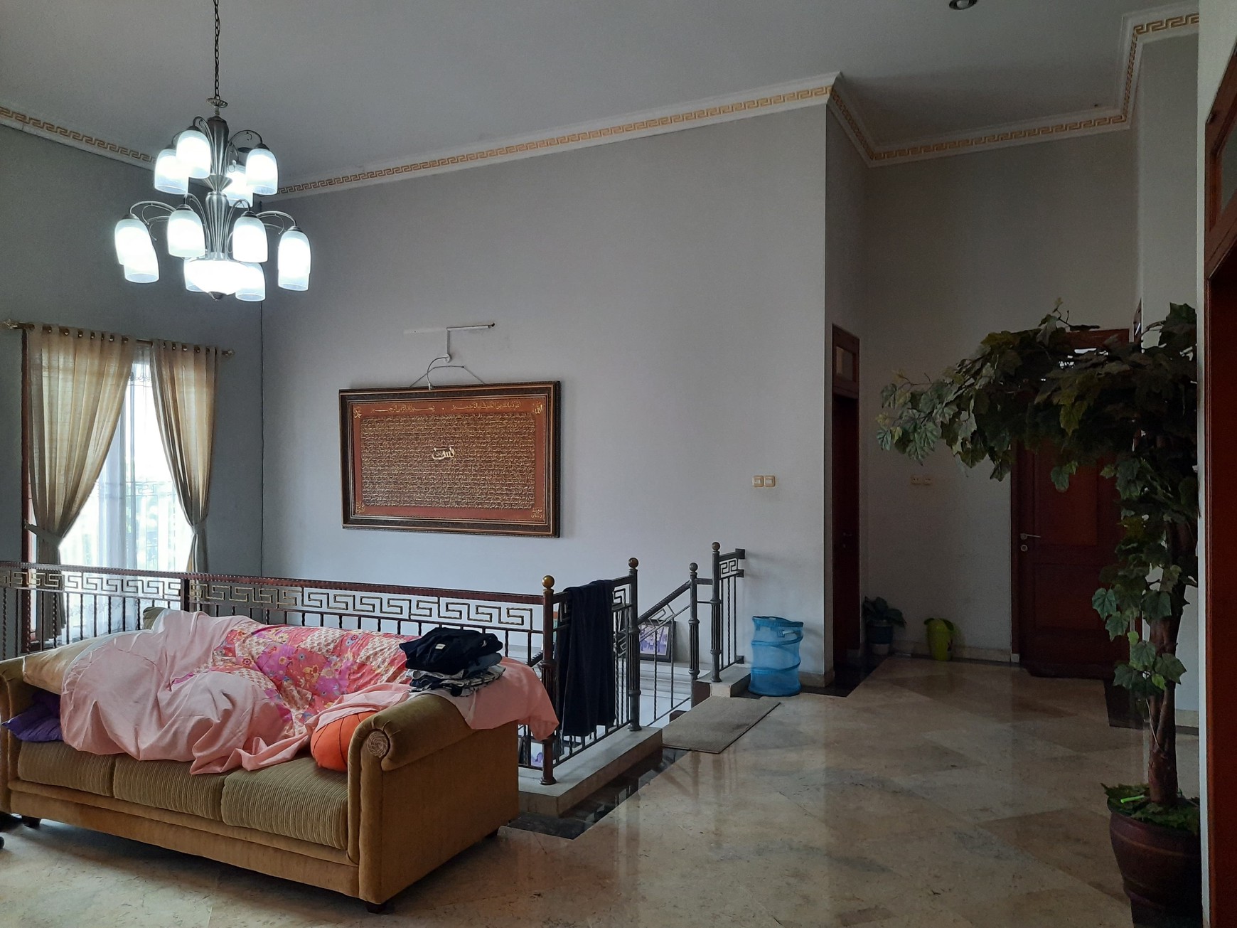 Dijual Rumah Asri Cinere