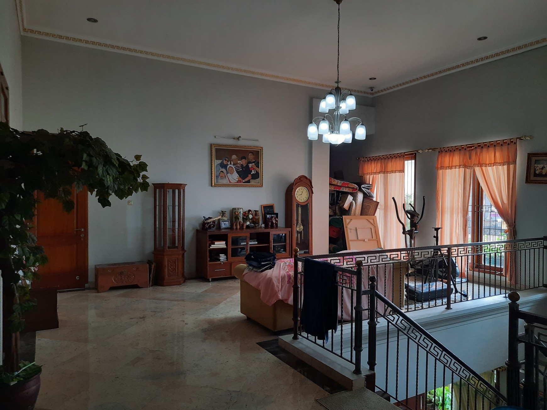 Dijual Rumah Asri Cinere