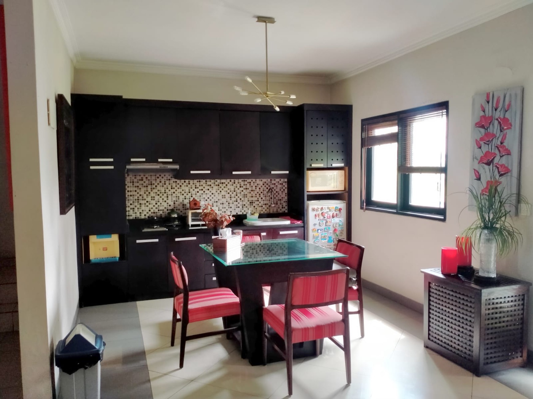 Dijual Rumah modern di Bona Vista Residence