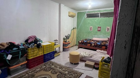 Rumah Asri Hijau, Udara Sejuk Segar, Tenang, Tidak berisik, di Cipayung Jakarta Timur.