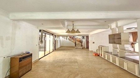 Dijual Rumah Zona Komersil, Jl. Cempaka Putih Tengah