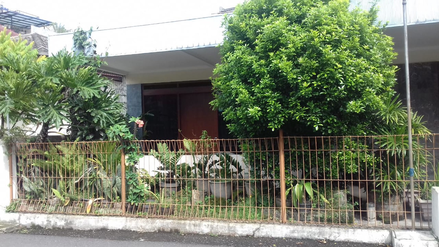 Rumah 2 Lantai di Daerah Srimahi Bandung
