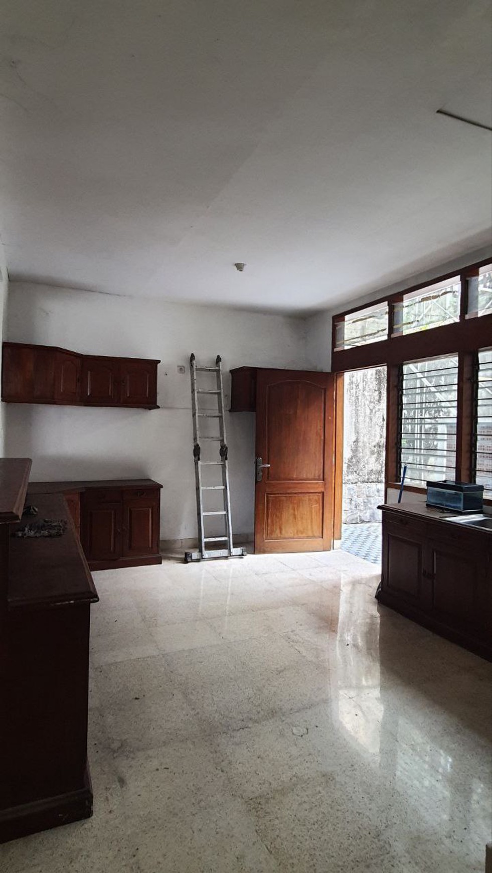 Dijual Rumah di Dharmawangsa cocok untuk Investasi dan bisnis