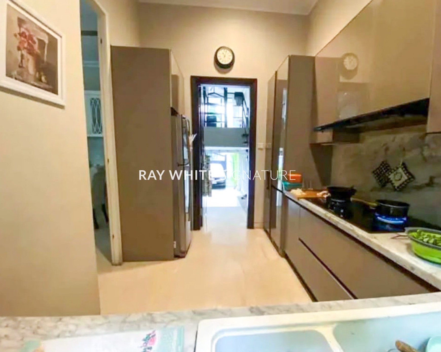 Rumah Mewah di Jl. Panglima Polim X Lokasi Elite Area Tenang