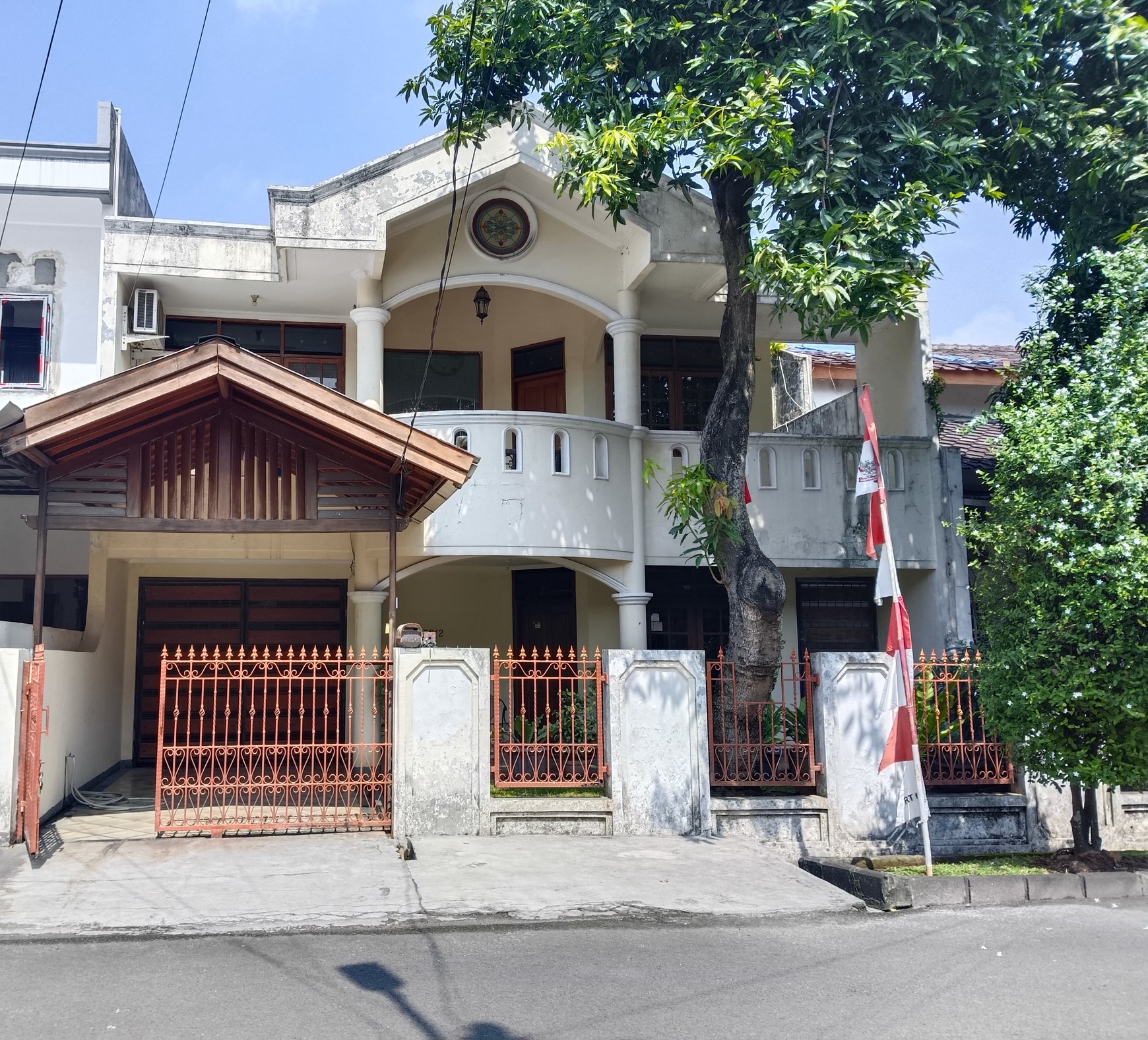 Dijual Rumah DI Komplek Bumi Bintaro Permai
