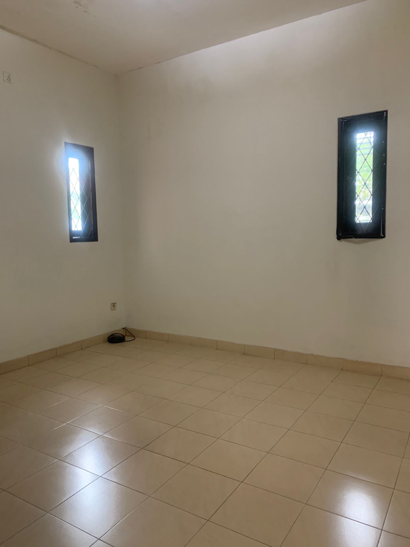 Rumah Bagus Di Jl Taman Pendidikan Cilandak Jakarta Selatan
