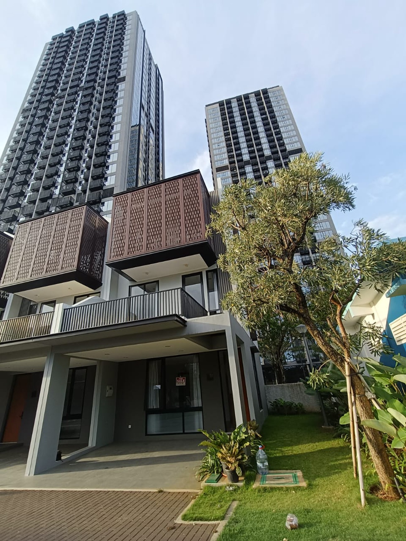Rumah Bagus Di Botani Hills, Kawasan Fatmawati Center, TB Simatupang