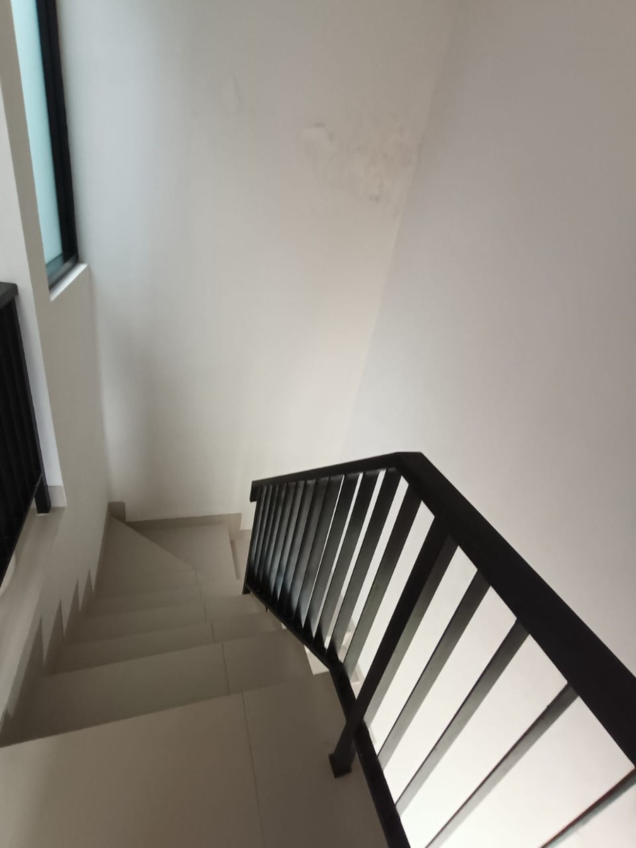 Rumah Bagus Di Botani Hills, Kawasan Fatmawati Center, TB Simatupang