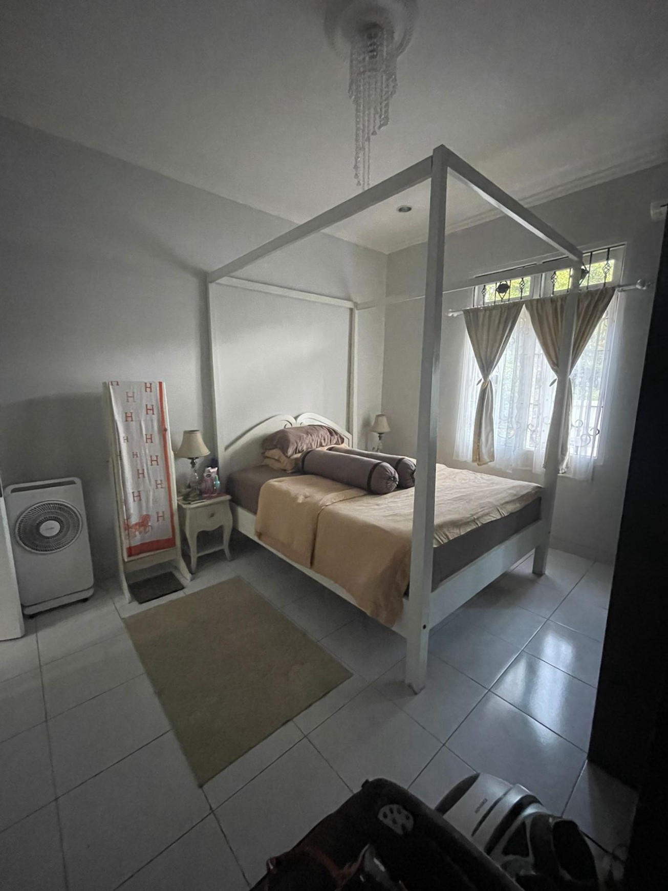 Rumah Bagus Di Jl Lili Puspita Loka BSD Tangerang Selatan