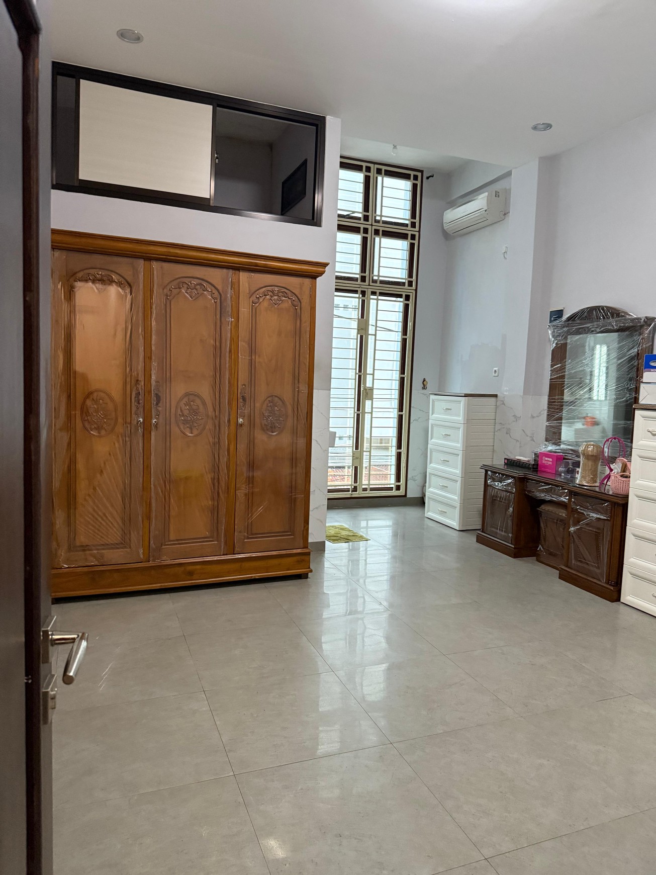 TownHouse di Jalan Veteran