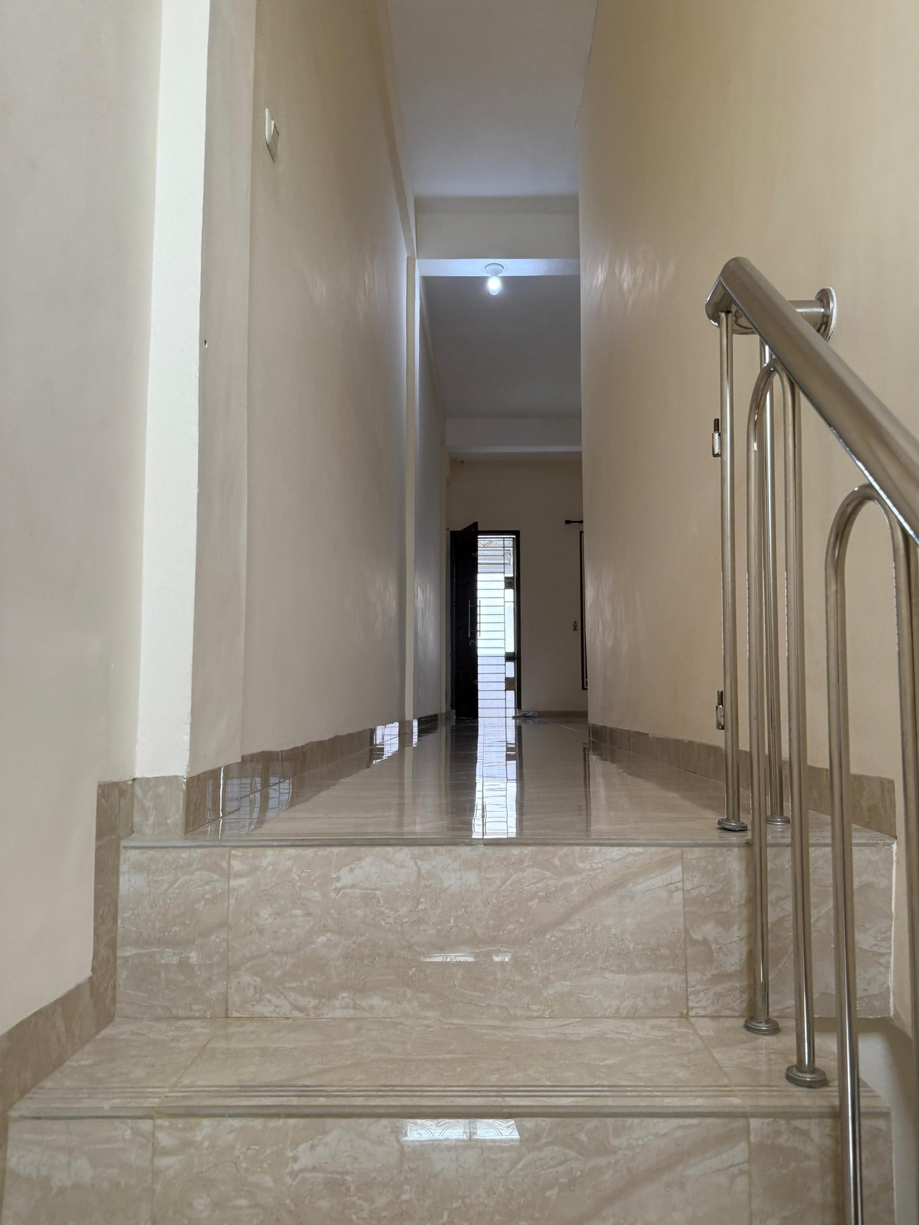 TownHouse di Jalan Veteran