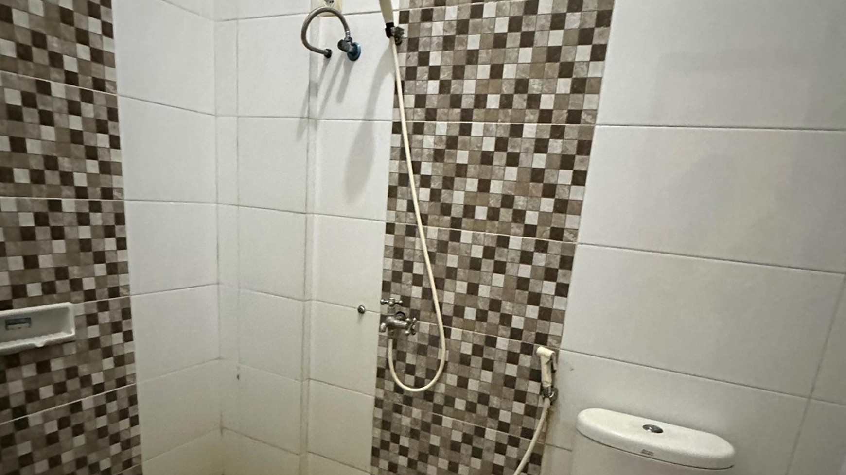 Rumah Kost Bagus dan Terawat, Terdiri dari 30 Kamar di Cempaka Putih